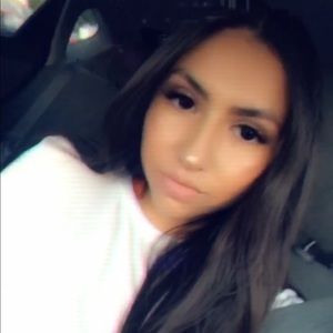 Meet your Posher, Breanna